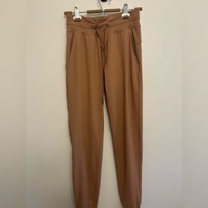 ZIYA (unwind jogger) - Beige